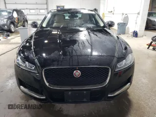 2018 Jaguar XF 25t Premium with VIN SAJBJ4FX7JCY56981, listed as a Copart auction lot 85208354 with 104,935 mi miles and Clean Title. Bid and sale history available at carsss.com. Image 5.