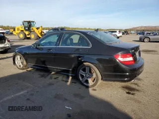 2011 Mercedes-Benz C 300 Sport z VIN WDDGF8BB9BA455409, wystawiony jako Copart lot #82202464 z przebiegiem 160 500 mil mil oraz Szkody całkowita. Historia ofert i sprzedaży dostępna na DreamBid. Obrazek 2.