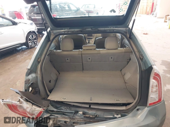 2015 Toyota Prius Four with VIN JTDKN3DU4F1932875, listed as a IAAI auction lot 41697847 with 306,594 mi miles. Bid and sale history available at carsss.com. Image 17.
