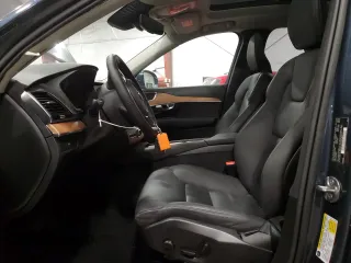 2024 Volvo XC90 Plus Bright Theme with VIN YV4L12PE9R1240823, listed as a Copart auction lot 46479065 with 14,348 mi miles and Salvage Title. Bid and sale history available at DreamBid. Image 7.