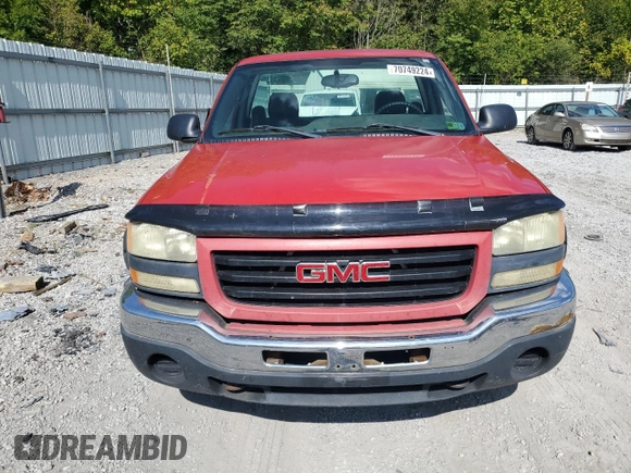 2004 GMC Sierra 1500 Work Truck z VIN 1GTEK14X74Z275573, wystawiony jako Copart lot #70749224 z przebiegiem 84 014 mil mil oraz Szkody całkowita. Historia ofert i sprzedaży dostępna na DreamBid. Obrazek 5.
