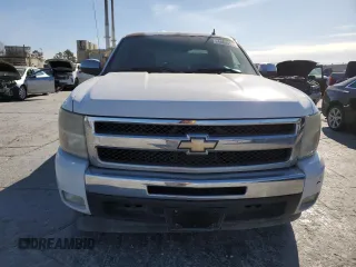 2011 Chevrolet Silverado 1500 LT with VIN 3GCPCSE00BG401721, listed as a Copart auction lot 49894175 with 160,738 mi miles and Clean Title. Bid and sale history available at DreamBid. Image 5.