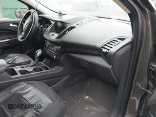 2019 Ford Escape SE with VIN 1FMCU0GDXKUB29364, listed as a IAAI auction lot 41673950 with 65,722 mi miles. Bid and sale history available at carsss.com. Image 5.