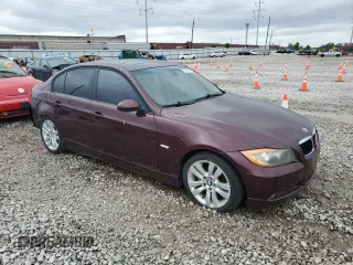 2007 BMW 3 Series 328i z VIN WBAVA33547KX76185, wystawiony jako Copart lot #57923175 z przebiegiem 177 710 mil mil oraz Czysty tytuł • Clean title. Historia ofert i sprzedaży dostępna na DreamBid. Obrazek 4.