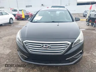 2016 Hyundai Sonata SE with VIN 5NPE24AF1GH388878, listed as a IAAI auction lot 39442510 with 158,111 mi miles and . Bid and sale history available at carsss.com. Image 12.