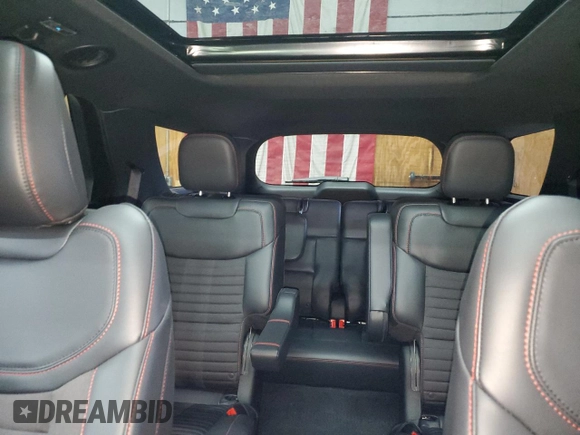 2025 Ford Explorer ST-Line z VIN 1FMUK8KH8SGA07538, wystawiony jako Copart lot #50768235 z przebiegiem 3 245 mil mil oraz Czysty tytuł • Clean title. Historia ofert i sprzedaży dostępna na DreamBid. Obrazek 10.