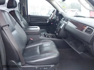 2007 GMC Yukon Denali with VIN 1GKFK63857J238783, listed as a IAAI auction lot 41552949 with 188,298 mi miles. Bid and sale history available at carsss.com. Image 5.