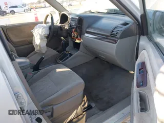 2005 Suzuki XL-7 LX with VIN JS3TY92V654107820, listed as a IAAI auction lot 41437897 with 152,773 mi miles. Bid and sale history available at carsss.com. Image 5.