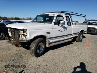 1995 Ford F-250 with VIN 1FTHX25F4SKB98273, listed as a Copart auction lot 88562245 with 303,017 mi miles and Clean Title. Bid and sale history available at DreamBid. Image 1.