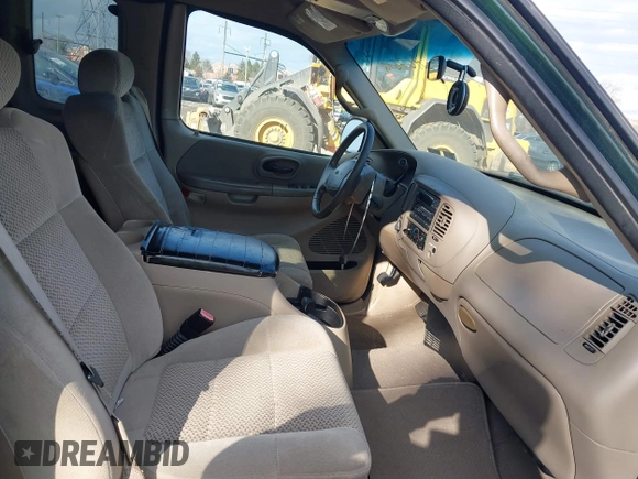 2002 Ford F-150 XL with VIN 1FTRX18W92NA67512, listed as a IAAI auction lot 41485139 with 204,245 mi miles and . Bid and sale history available at DreamBid. Image 5.