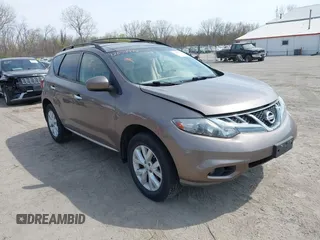 2012 Nissan Murano SL z VIN JN8AZ1MW7CW214889, wystawiony jako IAAI lot #42059972 z przebiegiem 121 426 mil mil oraz . Historia ofert i sprzedaży dostępna na DreamBid. Obrazek 1.