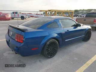 2007 Ford Mustang GT Deluxe с VIN 1ZVHT82H575243065, выставлен на аукционе IAAI как лот 42467593 с пробегом 316 877 миль миль и . История ставок и продаж доступна на DreamBid. Изображение 4.