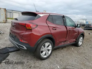 2024 Buick Encore GX Preferred с VIN KL4AMCSL6RB004308, выставлен на аукционе Copart как лот 55789975 с пробегом 6 361 миль миль и Списание • Salvage title. История ставок и продаж доступна на DreamBid. Изображение 3.