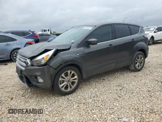 2017 Ford Escape SE with VIN 1FMCU0G98HUE35046, listed as a Copart auction lot 50996105 with 60,765 mi miles and Salvage Title. Bid and sale history available at DreamBid. Image 1.