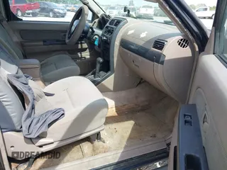 2004 Nissan Frontier XE z VIN 1N6ED29X24C421886, wystawiony jako IAAI lot #42366824 z przebiegiem 184 941 mil mil oraz . Historia ofert i sprzedaży dostępna na DreamBid. Obrazek 5.