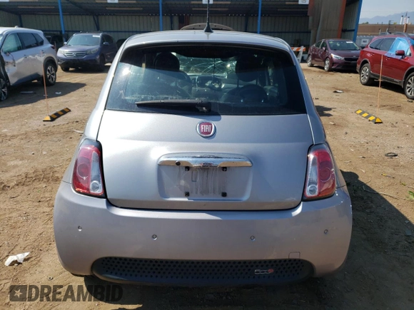 2018 FIAT 500e with VIN 3C3CFFGE2JT374957, listed as a Copart auction lot 63768444 with 39,377 mi miles and Salvage title. Bid and sale history available at DreamBid. Image 6.
