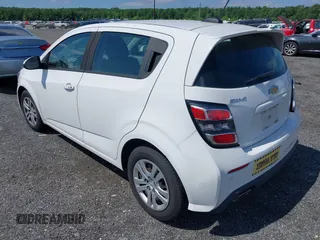 2020 Chevrolet Sonic LT z VIN 1G1JG6SBXL4112344, wystawiony jako IAAI lot #42197358 z przebiegiem 89 720 mil mil oraz . Historia ofert i sprzedaży dostępna na DreamBid. Obrazek 3.