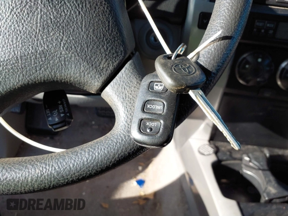 2006 Toyota 4Runner SR5 with VIN JTEZU14R060071424, listed as a IAAI auction lot 41154870 with 95,901 mi miles and . Bid and sale history available at DreamBid. Image 11.