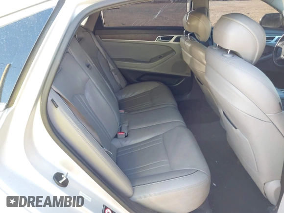 2015 Hyundai Genesis 5.0L with VIN KMHGN4JF2FU019625, listed as a IAAI auction lot 41809078 with 146,650 mi miles. Bid and sale history available at carsss.com. Image 8.
