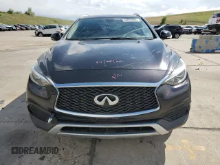 2018 Infiniti QX30 Premium with VIN SJKCH5CR2JA050226, listed as a Copart auction lot 58978595 with 82,280 mi miles and Salvage title. Bid and sale history available at DreamBid. Image 5.