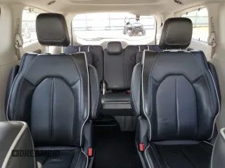 2022 Chrysler Pacifica Hybrid Limited with VIN 2C4RC1S72NR180156, listed as a Copart auction lot 62742765 with 71,935 mi miles and Salvage title. Bid and sale history available at DreamBid. Image 10.