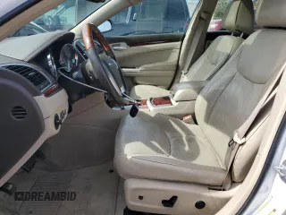 2011 Chrysler 300 C z VIN 2C3CK6CT1BH612274, wystawiony jako Copart lot #47928685 z przebiegiem 135 928 mil mil oraz Szkoda całkowita • Salvage title. Historia ofert i sprzedaży dostępna na DreamBid. Obrazek 7.