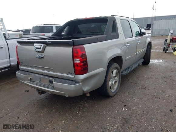 2007 Chevrolet Avalanche LT w/1LT with VIN 3GNEC12007G155273, listed as a IAAI auction lot 41573051 with 139,714 mi miles. Bid and sale history available at carsss.com. Image 4.