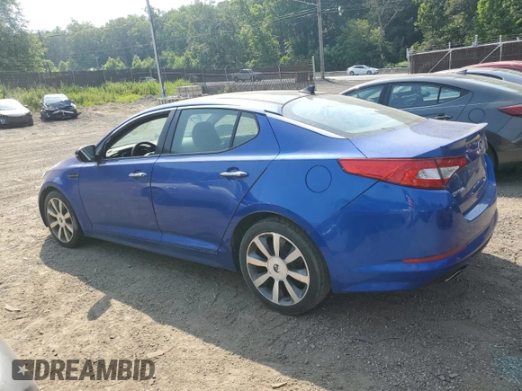 2013 Kia Optima SX z VIN 5XXGR4A68DG090873, wystawiony jako Copart lot #60827825 z przebiegiem Nie podano mil oraz Szkoda całkowita • Salvage title. Historia ofert i sprzedaży dostępna na DreamBid. Obrazek 2.