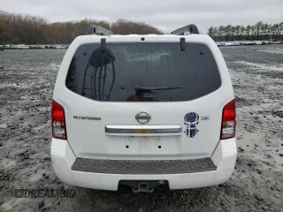 2010 Nissan Pathfinder SE z VIN 5N1AR1NB2AC605384, wystawiony jako Copart lot #52105735 z przebiegiem 138 019 mil mil oraz Szkoda całkowita • Salvage title. Historia ofert i sprzedaży dostępna na DreamBid. Obrazek 6.