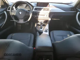 2012 BMW 3 Series 328i с VIN WBA3A5C54CF340846, выставлен на аукционе Copart как лот 83855424 с пробегом 111 421 миль миль и Списание • Salvage title. История ставок и продаж доступна на DreamBid. Изображение 8.