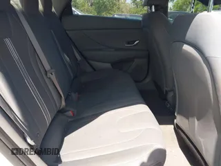 2022 Hyundai Elantra SEL with VIN 5NPLM4AG5NH067787, listed as a IAAI auction lot 41804677 with 93,276 mi miles and . Bid and sale history available at DreamBid. Image 8.