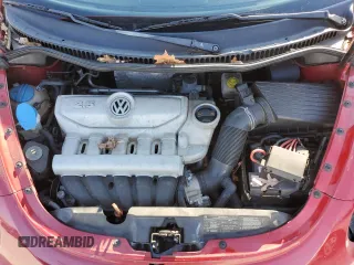 2010 Volkswagen New Beetle Coupe with VIN 3VWPW3AG5AM013073, listed as a Copart auction lot 89181275 with 94,151 mi miles and Salvage Title. Bid and sale history available at carsss.com. Image 11.