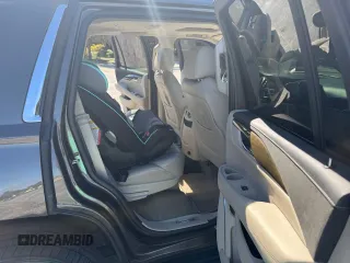 2020 Cadillac Escalade Luxury z VIN 1GYS3BKJ8LR154516, wystawiony jako Copart lot #59628455 z przebiegiem 72 098 mil mil oraz Czysty tytuł • Clean title. Historia ofert i sprzedaży dostępna na DreamBid. Obrazek 6.
