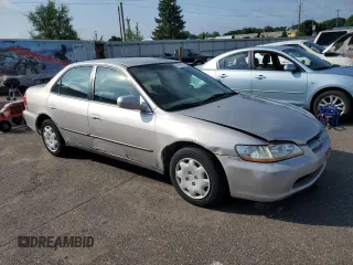 1999 Honda Accord LX z VIN 1HGCG5645XA103050, wystawiony jako Copart lot #65796435 z przebiegiem 148 828 mil mil oraz Czysty tytuł • Clean title. Historia ofert i sprzedaży dostępna na DreamBid. Obrazek 4.