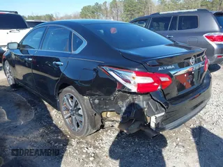 2016 Nissan Altima SR with VIN 1N4AL3AP6GC274181, listed as a IAAI auction lot 41822882 with 113,641 mi miles and . Bid and sale history available at carsss.com. Image 3.