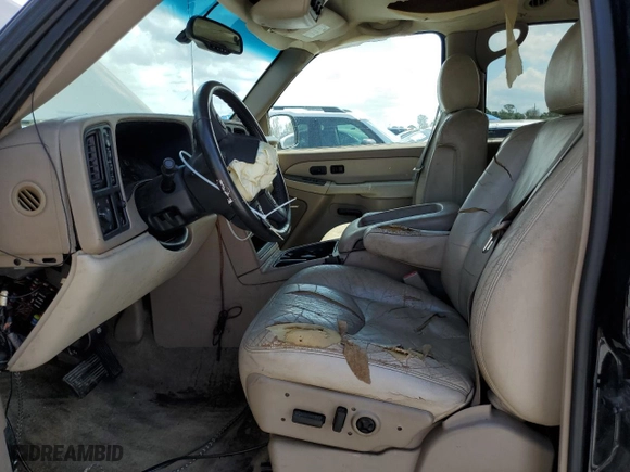 2003 Chevrolet Tahoe Z71 with VIN 1GNEK13Z33R132368, listed as a Copart auction lot 53103545 with 215,838 mi miles and Salvage Title. Bid and sale history available at carsss.com. Image 7.