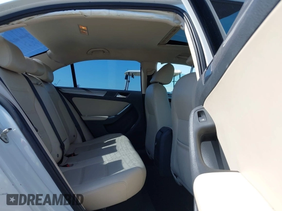 2017 Volkswagen Jetta SE with VIN 3VWDB7AJ7HM209222, listed as a IAAI auction lot 42655859 with 127,468 mi miles and . Bid and sale history available at DreamBid. Image 8.