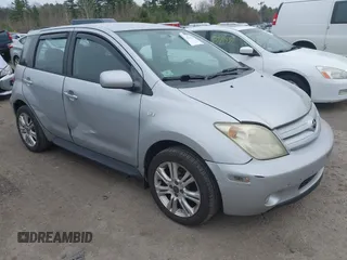 2005 Scion xA z VIN JTKKT604350106657, wystawiony jako IAAI lot #42100228 z przebiegiem 120 800 mil mil oraz . Historia ofert i sprzedaży dostępna na DreamBid. Obrazek 1.