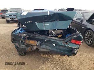 1995 Mercedes-Benz E Class with VIN WDBEA32E7SC235086, listed as a Copart auction lot 78590424 with 117,069 mi miles and Salvage Title. Bid and sale history available at carsss.com. Image 6.
