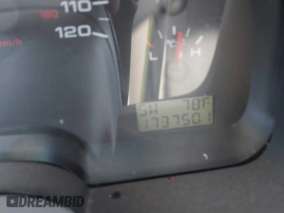 2005 Ford F-150 STX с VIN 1FTRX12W15KB74021, выставлен на аукционе IAAI как лот 41549011 с пробегом 173 750 миль миль и . История ставок и продаж доступна на DreamBid. Изображение 7.