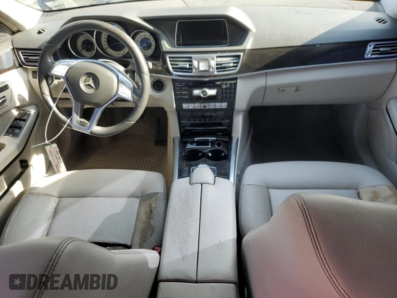 2014 Mercedes-Benz E 350 Sport with VIN WDDHF5KB4EA922498, listed as a Copart auction lot 61573685 with 115,773 mi miles and Clean title. Bid and sale history available at DreamBid. Image 8.