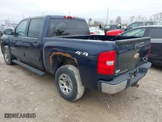 2007 Chevrolet Silverado 1500 LT w/1LT with VIN 3GCEK13C17G508138, listed as a IAAI auction lot 41898585 with 277,736 mi miles. Bid and sale history available at carsss.com. Image 3.