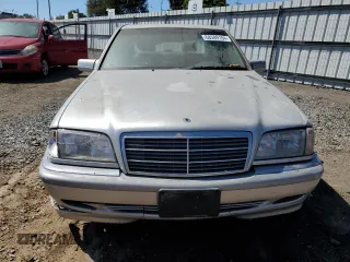 1998 Mercedes-Benz C 230/260/280/320 with VIN WDBHA23G6WA610121, listed as a Copart auction lot 68589184 with 134,147 mi miles and Salvage Title. Bid and sale history available at carsss.com. Image 5.