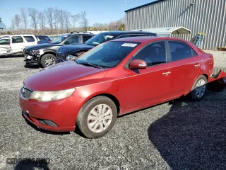 2010 Kia Forte EX with VIN KNAFU4A27A5863482, listed as a Copart auction lot 48104655 with 184,141 mi miles and Salvage Title. Bid and sale history available at carsss.com. Image 1.