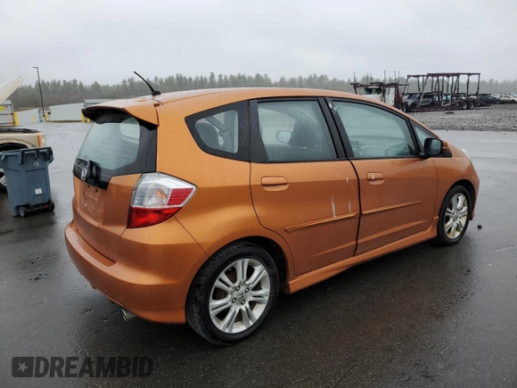 2011 Honda Fit Sport with VIN JHMGE8H52BS012400, listed as a Copart auction lot 55502555 with 146,008 mi miles and Clean Title. Bid and sale history available at DreamBid. Image 3.