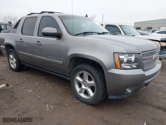 2007 Chevrolet Avalanche LT w/1LT with VIN 3GNEC12057G202104, listed as a IAAI auction lot 41527646 with 236,496 mi miles. Bid and sale history available at carsss.com. Image 1.