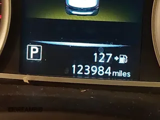 2017 Nissan Sentra S z VIN 3N1AB7AP8HY213978, wystawiony jako IAAI lot #42091732 z przebiegiem 123 984 mil mil oraz . Historia ofert i sprzedaży dostępna na DreamBid. Obrazek 7.