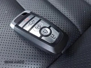 2024 Ford F-150 z VIN 1FTFW7LD0RFA90275, wystawiony jako IAAI lot #42030224 z przebiegiem Nie podano mil oraz . Historia ofert i sprzedaży dostępna na DreamBid. Obrazek 11.