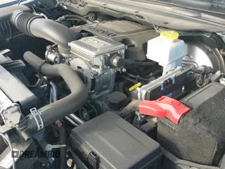 2021 Ram 1500 Big Horn z VIN 1C6SRFFTXMN558862, wystawiony jako IAAI lot #42527877 z przebiegiem 74 921 mil mil oraz . Historia ofert i sprzedaży dostępna na DreamBid. Obrazek 20.