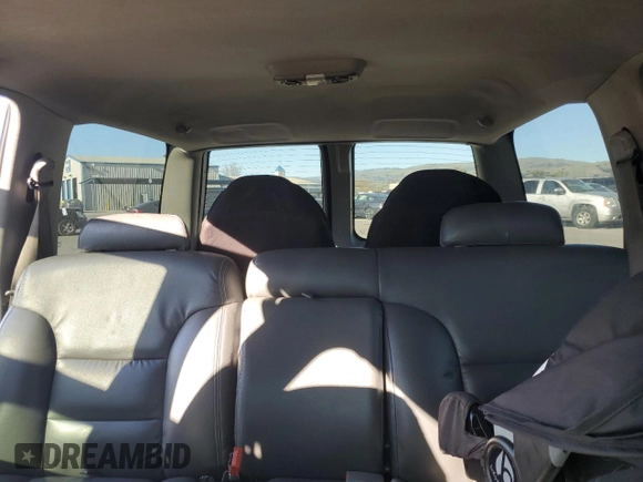 1996 GMC Yukon with VIN 1GKEK13R1TJ741714, listed as a Copart auction lot 46814635 with 406,969 mi miles and Salvage Title. Bid and sale history available at carsss.com. Image 10.